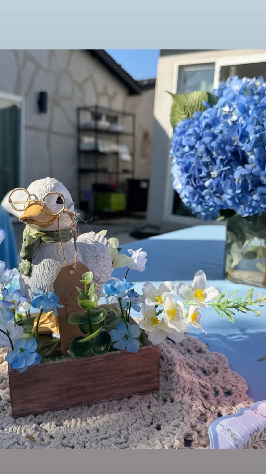 Floral Décor: Flower and greenery arrangements that elevate every arch and backdrop.
